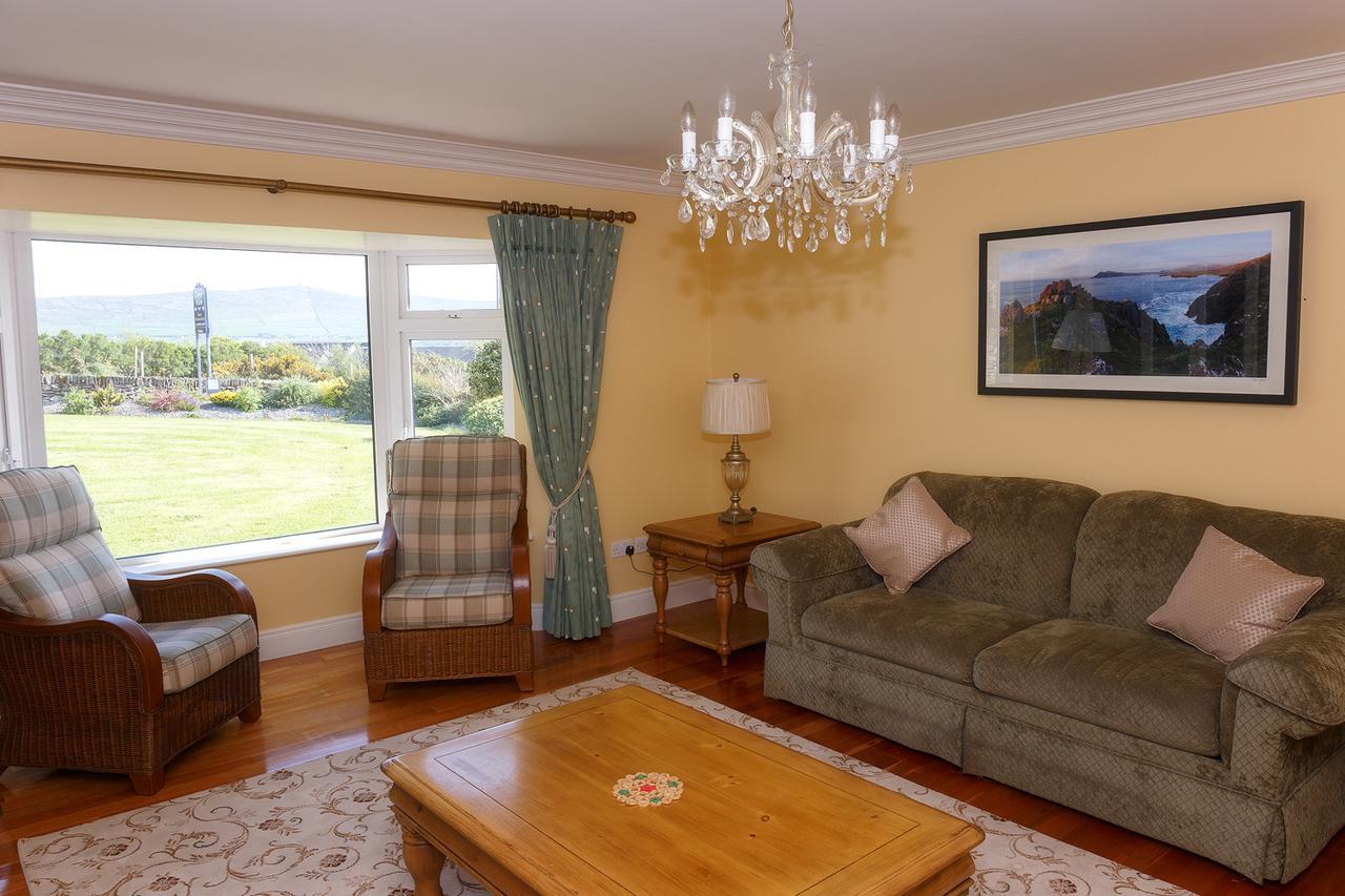 Tower View Hotel Dingle Exterior photo